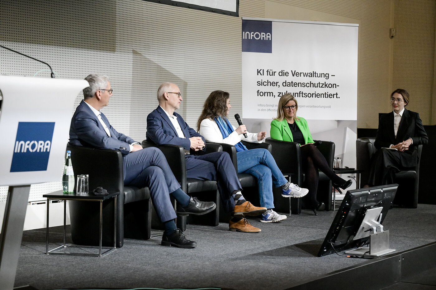 Gespräche auf der Bühne des Smart Government Forums