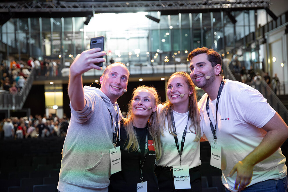 Team-Selfie am DevSummit